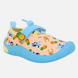 NWT Girls Quick Drying Slip On Water Shoes Bluey
Design! Size 11/12